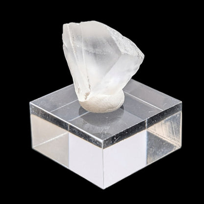 Phénacite rare de Russie, « la pierre à la fréquence vibratoire la plus élevée jamais découverte sur Terre » -1