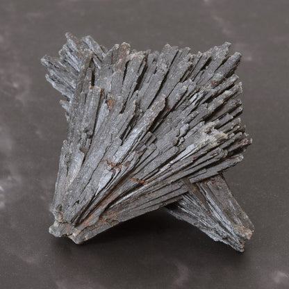 Kyanite (Cyanite) Noire - Puissante protection et purification, ancrage profond - 2
