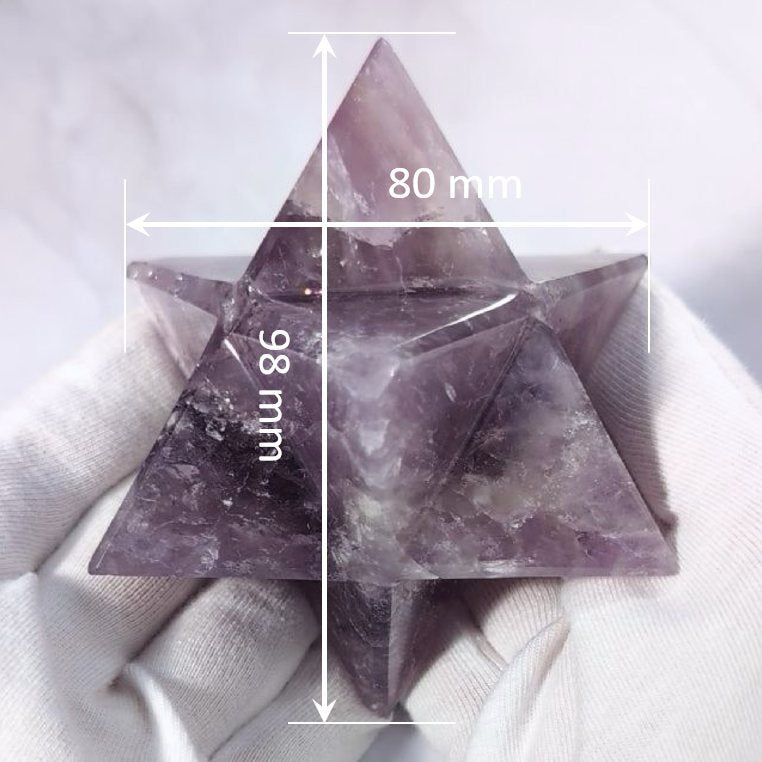 Merkaba en améthyste, irradiant une énergie d'une beauté exceptionnelle