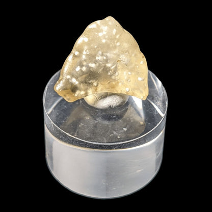 Verre libyque rempli de cristobalite — énergie intense et splendide
