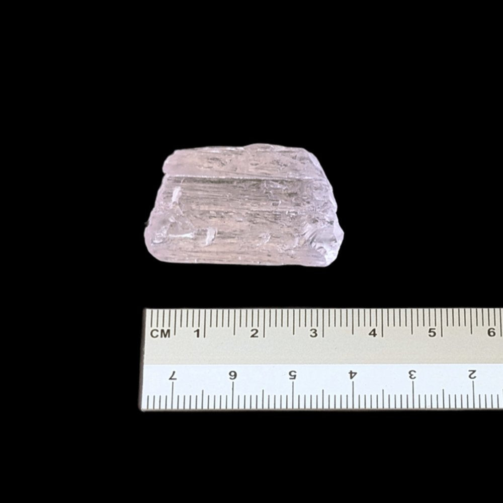 Cristal brut de kunzite, non taillé et de haute qualité - 1