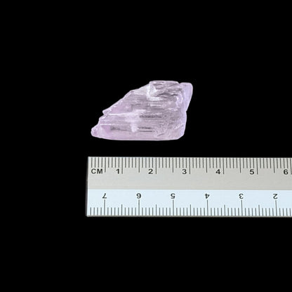 Cristal brut de kunzite, non taillé et de haute qualité - 2