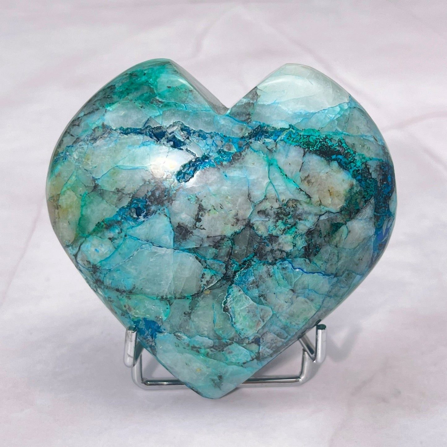 Pierre composite de chrysocolle, malachite, azurite et quartz — riche de couleurs et d'énergie
