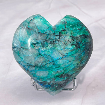 Pierre composite de chrysocolle, malachite, azurite et quartz — riche de couleurs et d'énergie
