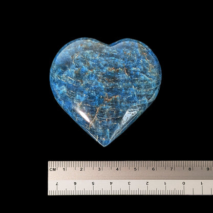 276-03_size_Cœur en apatite bleue — activation du troisième œil & lectures intuitives — M