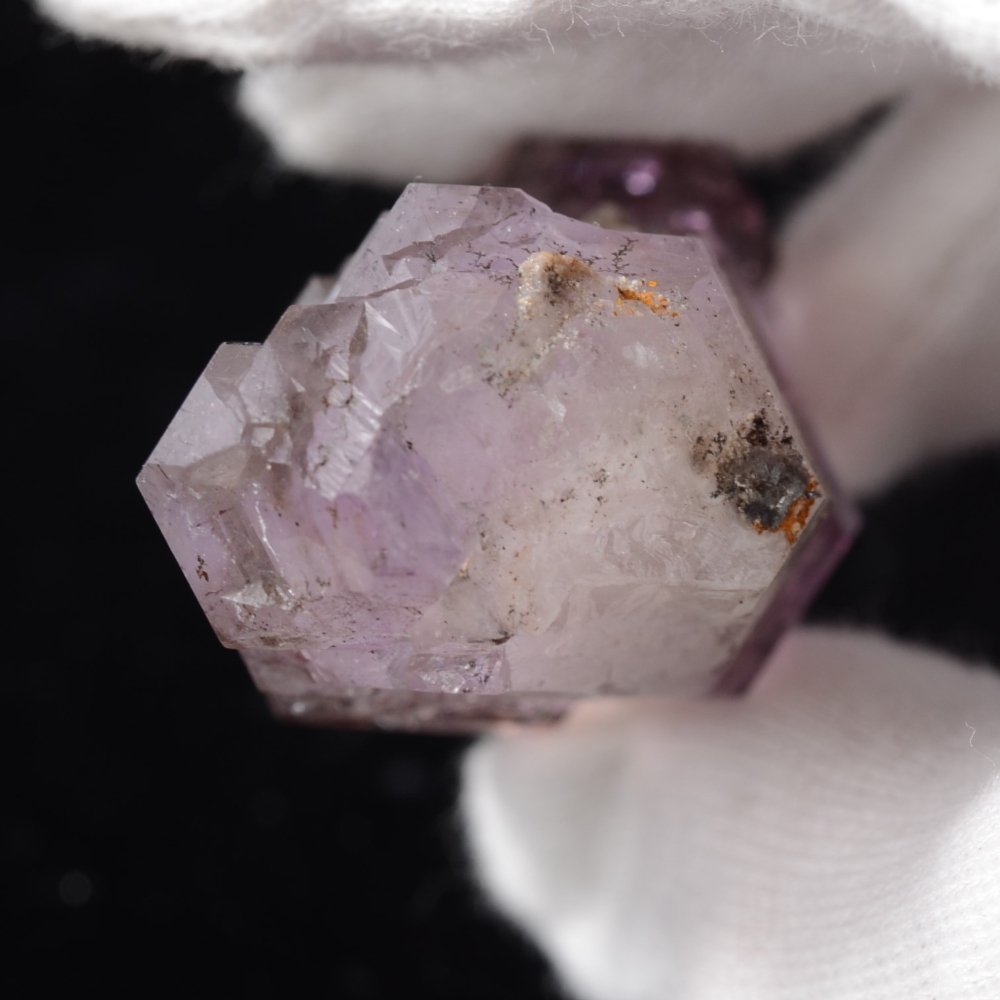 Améthyste Brandberg, Belle et énergétique avec plein de lépidocrocite et de goethite