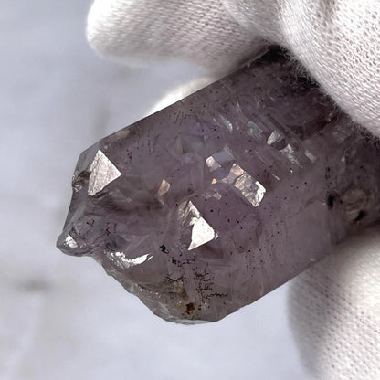 Améthyste Brandberg, Belle et énergétique avec plein de lépidocrocite et de goethite