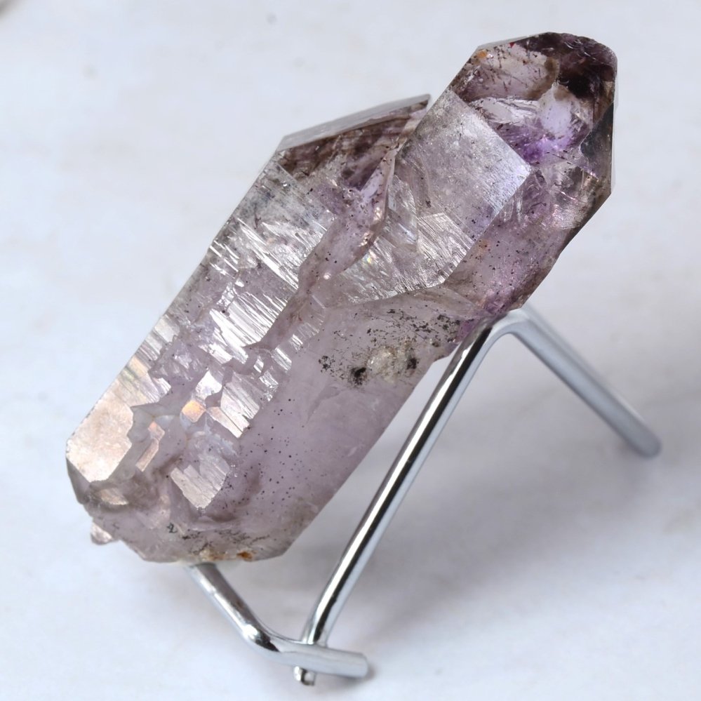 Améthyste Brandberg, Belle et énergétique avec plein de lépidocrocite et de goethite