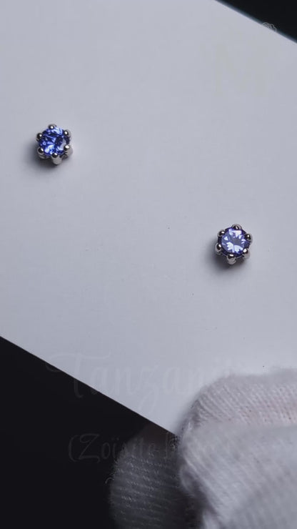 Boucles d’oreilles en Tanzanite Pt900 – Clarté mentale, intuition et évolution spirituelle