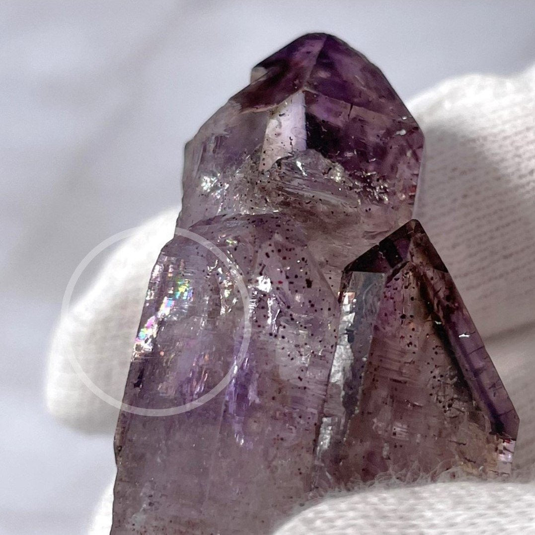 Améthyste Brandberg, Belle et énergétique avec plein de lépidocrocite et de goethite