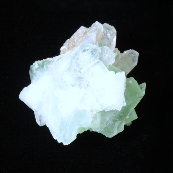 Apophyllite verte à haute vibration pour la méditation et la guérison